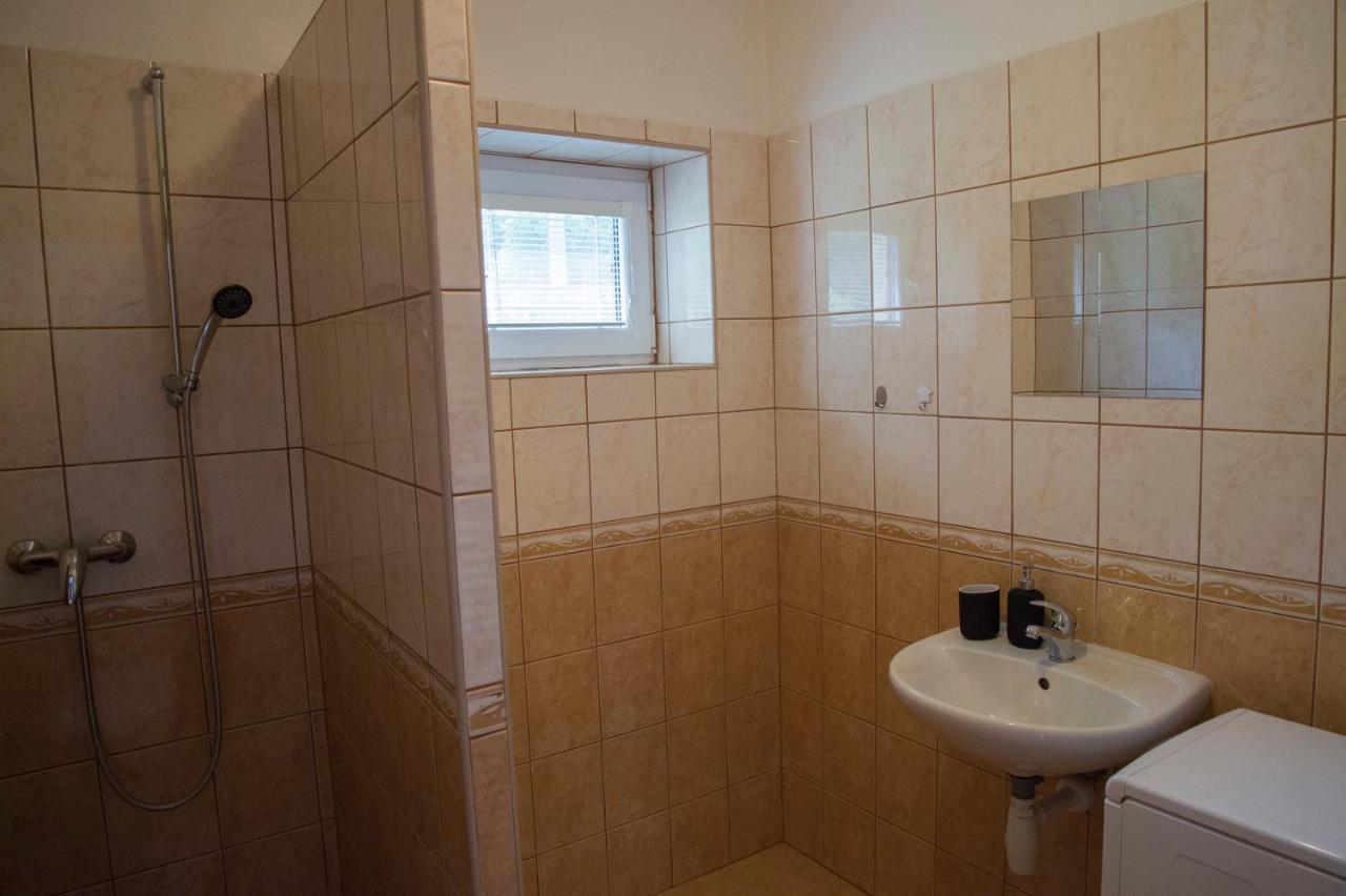Ubytovani Domecek V Mikulove Apartment Екстериор снимка